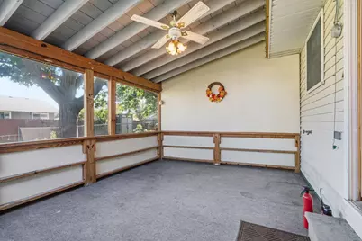 819 N Wiggs Street, Griffith, IN 46319 - Photo 5