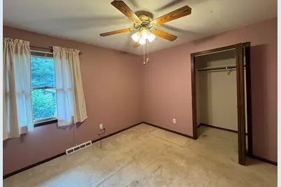 5174 E 1100 N #7, Demotte, IN 46310 - Photo 15