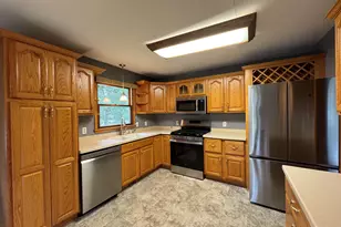 5174 E 1100 N, Demotte, IN 46310 - Photo 7