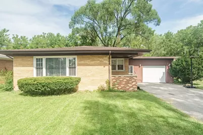634 E 52nd Avenue, Gary, IN 46410 - Photo 1