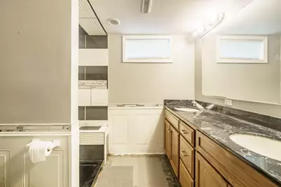 634 E 52nd Avenue, Gary, IN 46410 - Photo 15