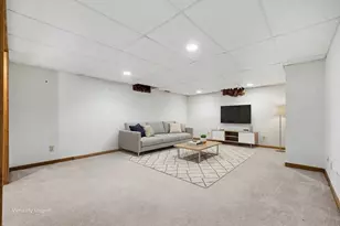 2678 S Collins Dr, La Porte, IN 46350 - Photo 13