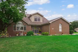 9942 Forest St, Dyer, IN 46311 - Photo 1