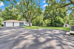922 Hayes St, Crown Point, IN 46307 - Photo 15