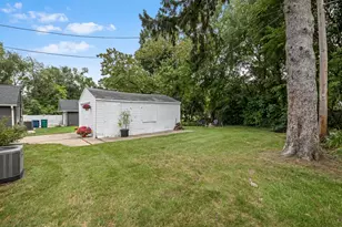 1418 Spruce St, La Porte, IN 46350 - Photo 25