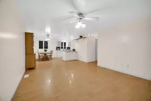 203 E Manor Dr, Griffith, IN 46319 - Photo 7