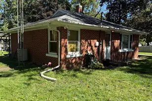 106 S Adams St, Hebron, IN 46341 - Photo 29