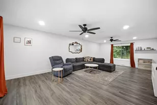 361 Devon Rd, Valparaiso, IN 46385 - Photo 5