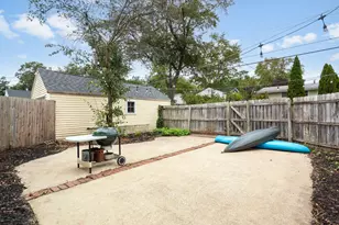 416 Gardena St, Michigan City, IN 46360 - Photo 17