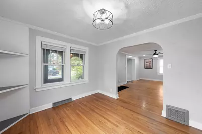 416 Gardena Street, Michigan City, IN 46360 - Photo 5