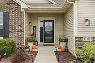 10102 W 141st Ln, Cedar Lake, IN 46303 - Photo 3