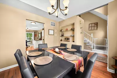 306 Heatherwood Drive E, Valparaiso, IN 46383 - Photo 11