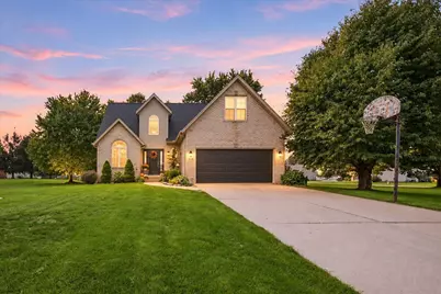 306 Heatherwood Drive E, Valparaiso, IN 46383 - Photo 1