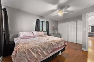 3527 43rd St, Highland, IN 46322 - Photo 15