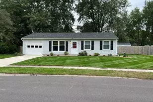 2001 Shaker Dr, Valparaiso, IN 46383 - Photo 1