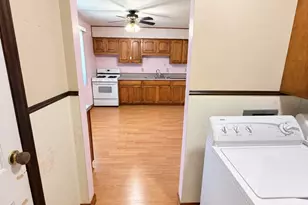 623 Old Forge Rd, Valparaiso, IN 46385 - Photo 9