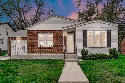 816 E Jefferson Street, Valparaiso, IN 46383 - Photo 1