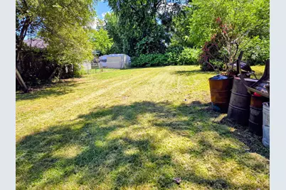 2527 Stevenson Street, Gary, IN 46406 - Photo 9