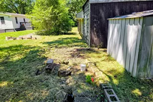2527 Stevenson St, Gary, IN 46406 - Photo 7