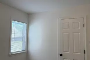 4132 E 11th Pl, Gary, IN 46403 - Photo 11
