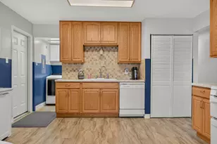 541 Raven Rd, Valparaiso, IN 46385 - Photo 7