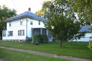 211 S Clay St, Morocco, IN 47963 - Photo 35