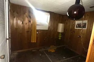1055 N Vanderburg St, Gary, IN 46403 - Photo 7