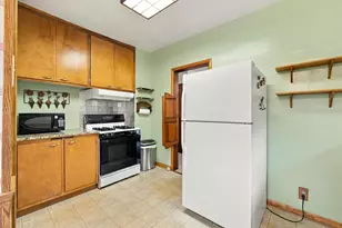 1536 Brown Ave, Whiting, IN 46394 - Photo 15
