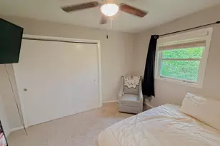 44 Lourdes St, Valparaiso, IN 46385 - Photo 11