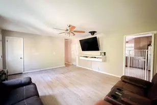 44 Lourdes St, Valparaiso, IN 46385 - Photo 3