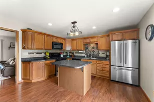 5482 E 400 N, Rolling Prairie, IN 46371 - Photo 9