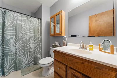 5482 E 400 N, Rolling Prairie, IN 46371 - Photo 17