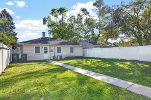 1242 W 1st Pl, Hobart, IN 46342 - Photo 21