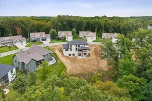 300 W Thistle Rd, Valparaiso, IN 46385 - Photo 7