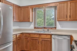 5038 W 87th Pl, Crown Point, IN 46307 - Photo 9