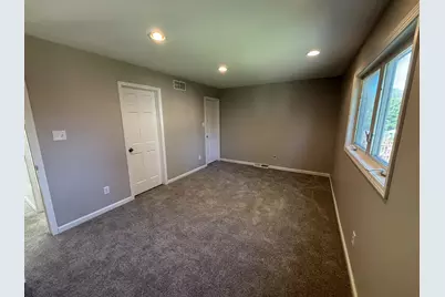 5826 Keller Avenue, Portage, IN 46368 - Photo 9