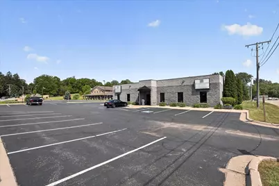 245 W Johnson Road, La Porte, IN 46350 - Photo 5