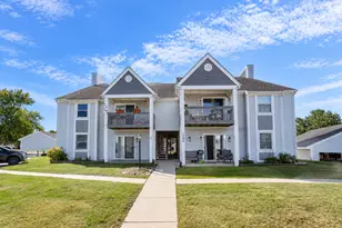 1086 Millpond Rd, Valparaiso, IN 46385 - Photo 1