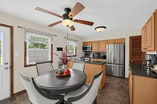 909 Tyler Ave, Dyer, IN 46311 - Photo 7