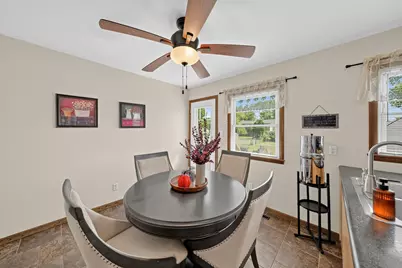 909 Tyler Avenue, Dyer, IN 46311 - Photo 9