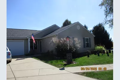 1585 Saugus Close, Valparaiso, IN 46385 - Photo 3