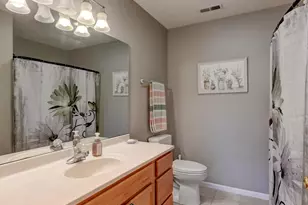 1048 N Woodlawn Ave, Griffith, IN 46319 - Photo 19