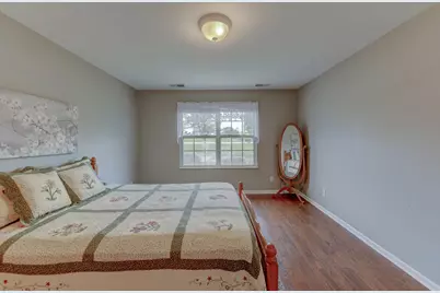 1048 N Woodlawn Avenue, Griffith, IN 46319 - Photo 17