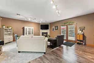 4307 N Campbell St, Valparaiso, IN 46385 - Photo 21