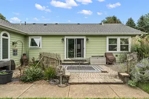 4307 N Campbell St, Valparaiso, IN 46385 - Photo 7