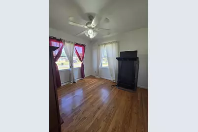 4401 E 13th Avenue, Gary, IN 46403 - Photo 9