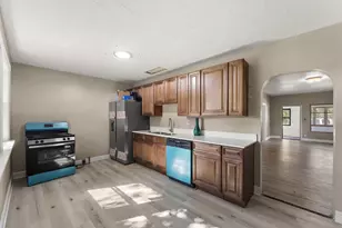 112 W Ohio St, LaCrosse, IN 46348 - Photo 5