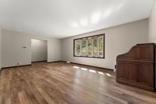8980 E 91st Ct, Crown Point, IN 46307 - Photo 5