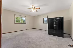 8980 E 91st Ct, Crown Point, IN 46307 - Photo 17