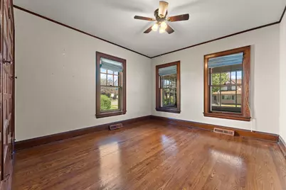205 S Main Street, Knox, IN 46534 - Photo 17